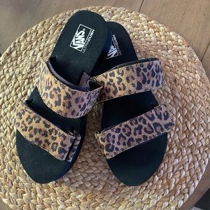 Vans Womens Stacked Platform Ultra Crush Cheetah Print. Sz. 8